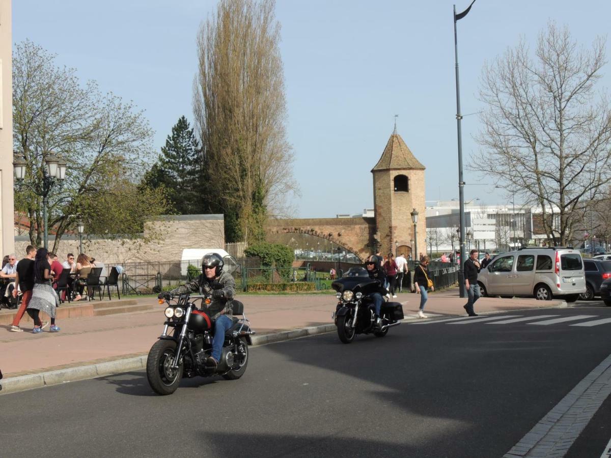 Appart'Azur Haguenau - Centre Grand'Rue - Logements Entiers Pour Voyageur Pro エクステリア 写真